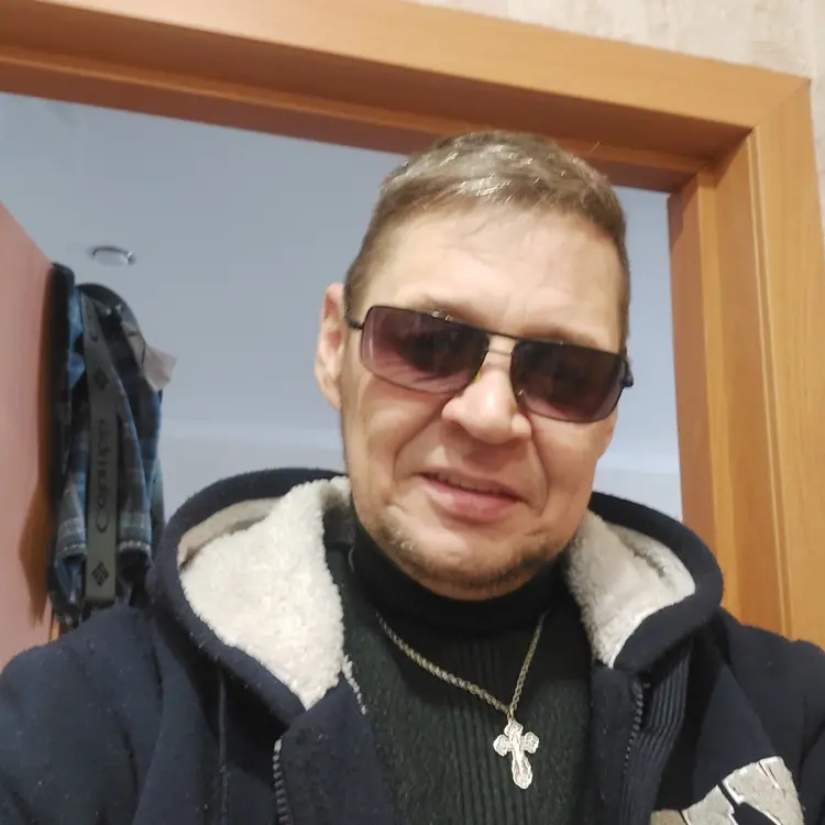 Я Alex, 46, из Павлодара, ищу знакомство для приятного времяпровождения