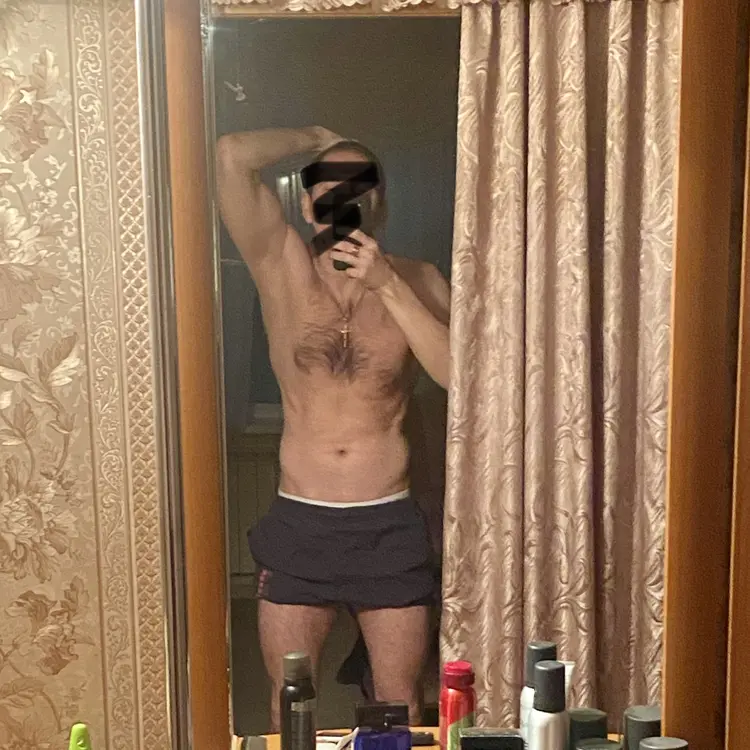 Я Виталя, 31, из Прокопьевска, ищу знакомство для регулярного секса