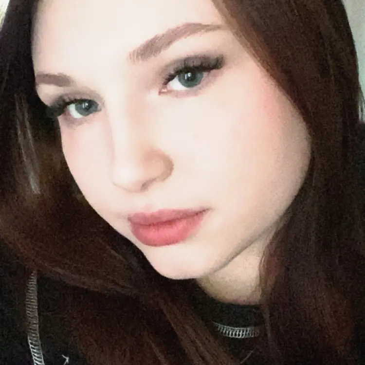 Я Дарья, 18, знакомлюсь для общения в Хабаровске