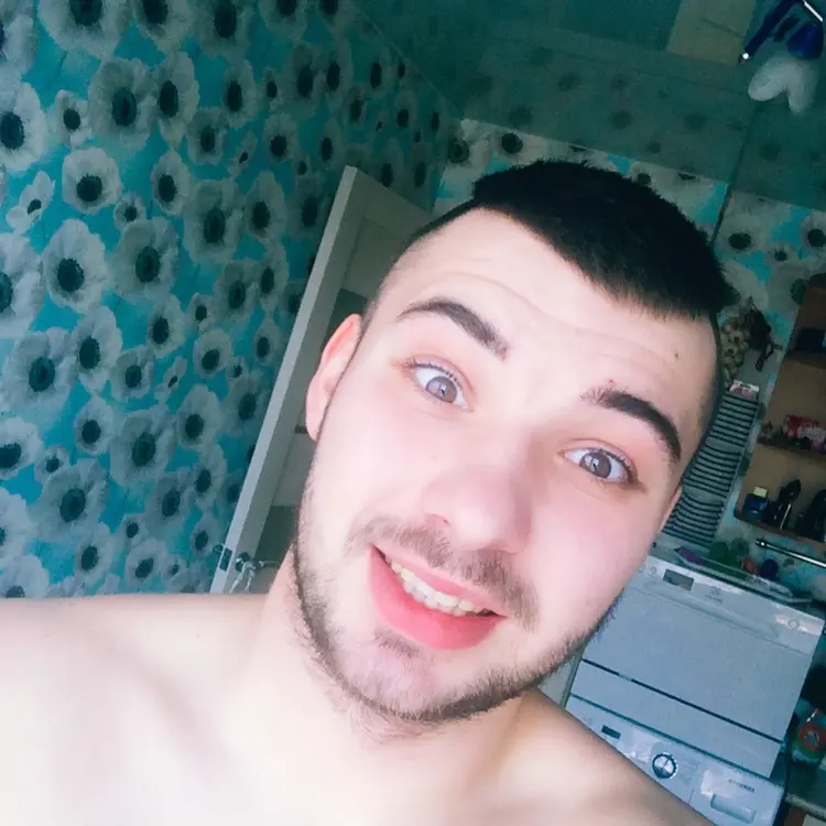 Я Артем, 26, из Ростова-на-Дону, ищу знакомство для секса на одну ночь