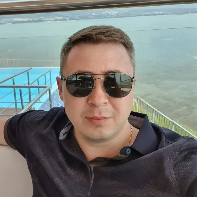 Я Алексей, 39, знакомлюсь для открытые отношения в Краснодаре