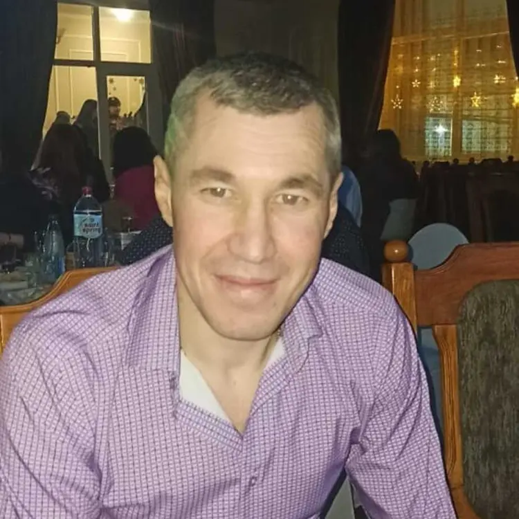 Я Алексей, 40, из Москвы, ищу знакомство для регулярного секса