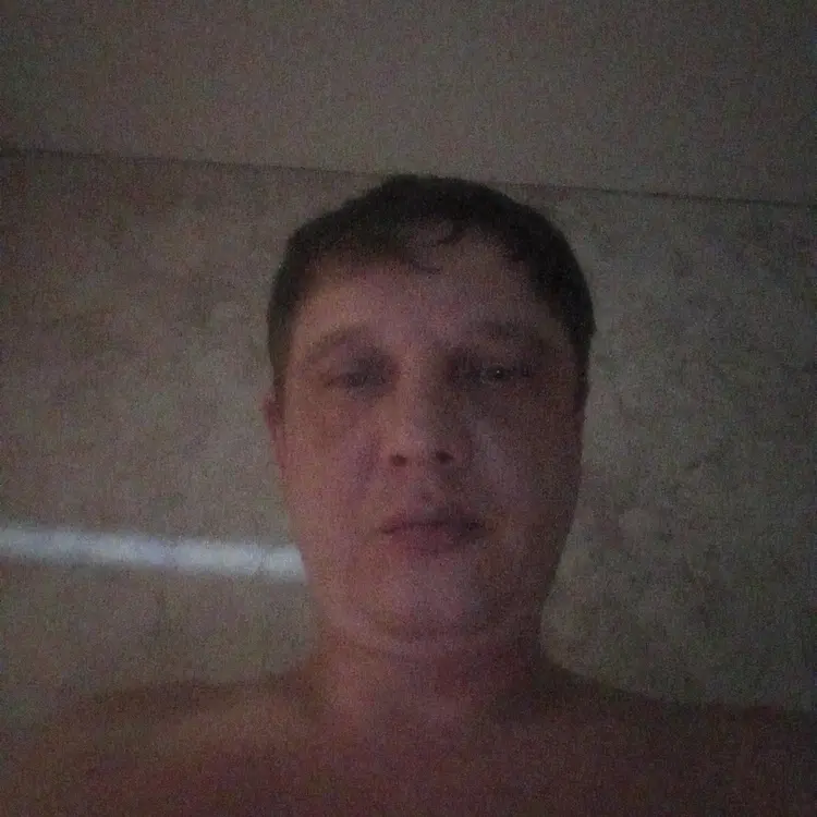 Я Максим, 39, из Новокузнецка, ищу знакомство для регулярного секса