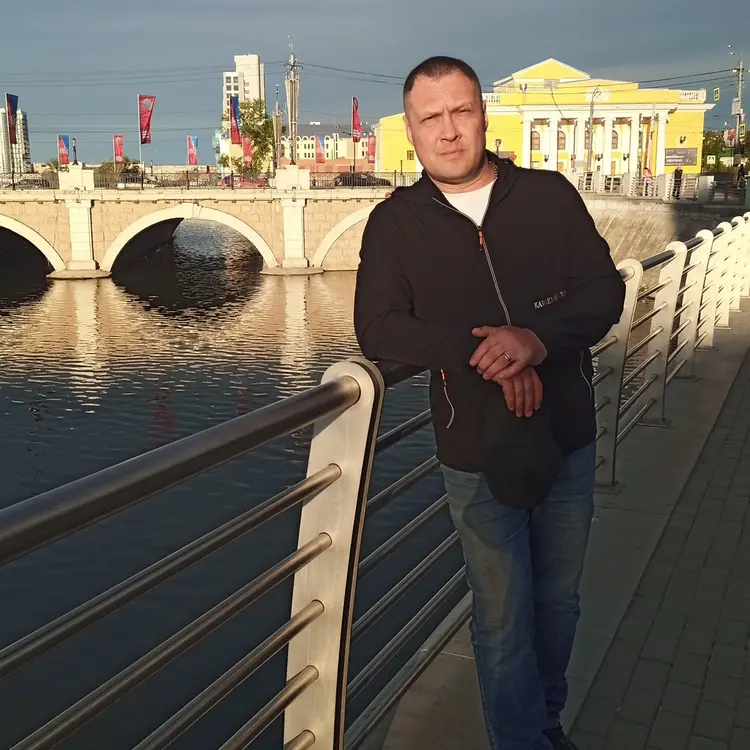 Денис из Екатеринбурга, ищу на сайте регулярный секс