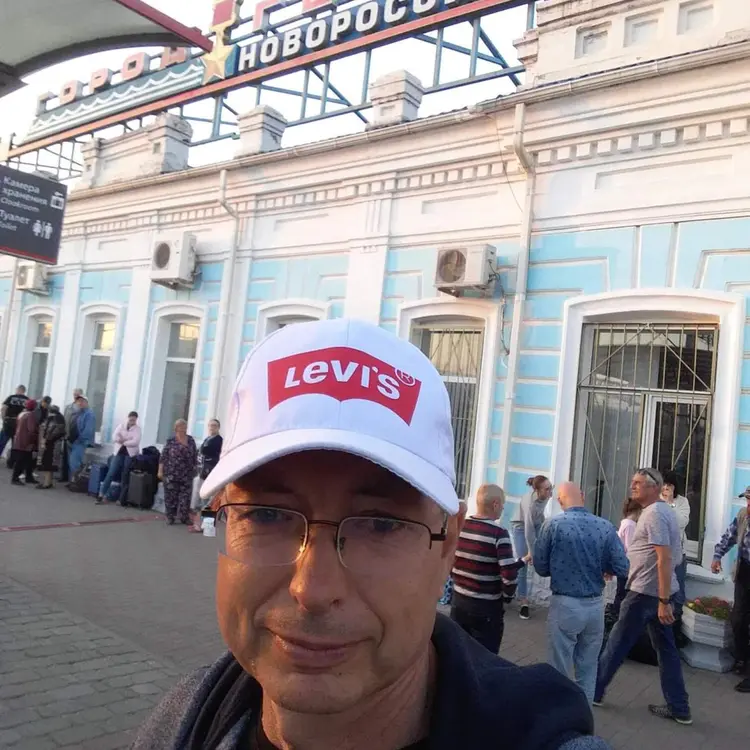 Я Игорь, 61, из Волгограда, ищу знакомство для постоянных отношений