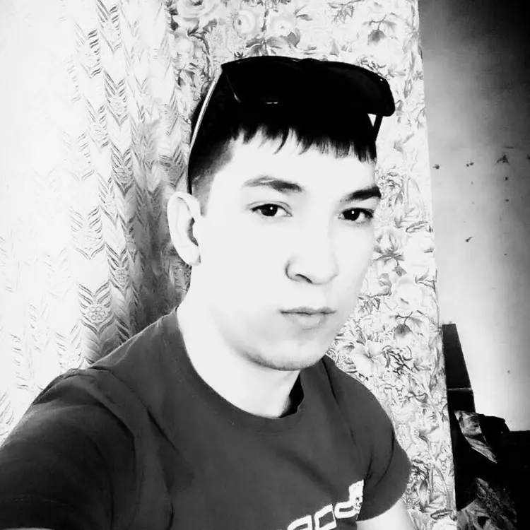 Азамат из Кызылорды, мне 19, познакомлюсь для регулярного секса