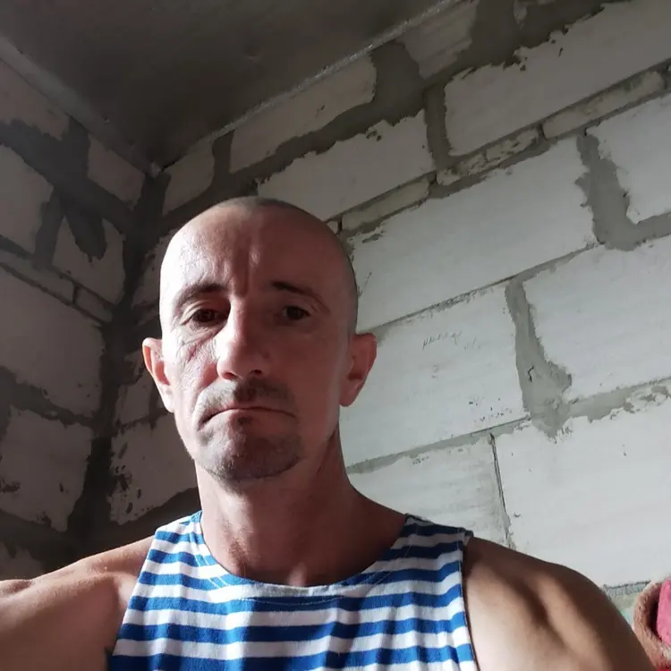 Андрей из Воронежа, ищу на сайте регулярный секс