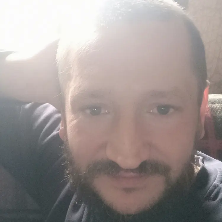 Я Сергей, 40, знакомлюсь для регулярного секса в Кривом Роге