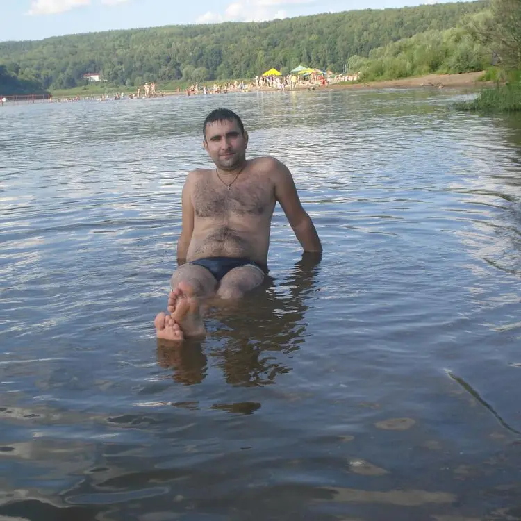 Мы Егор, 44, из Новомосковска, ищу знакомство