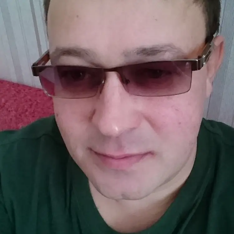 Дима из Усть-Кута, ищу на сайте постоянные отношения