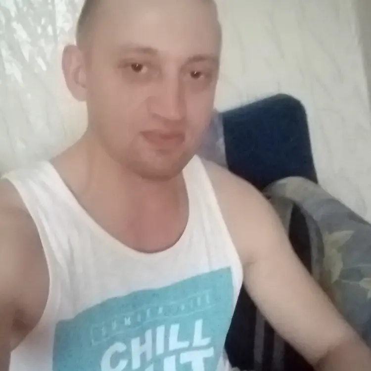 Я Александр, 41, знакомлюсь для регулярного секса в Краснотурьинске