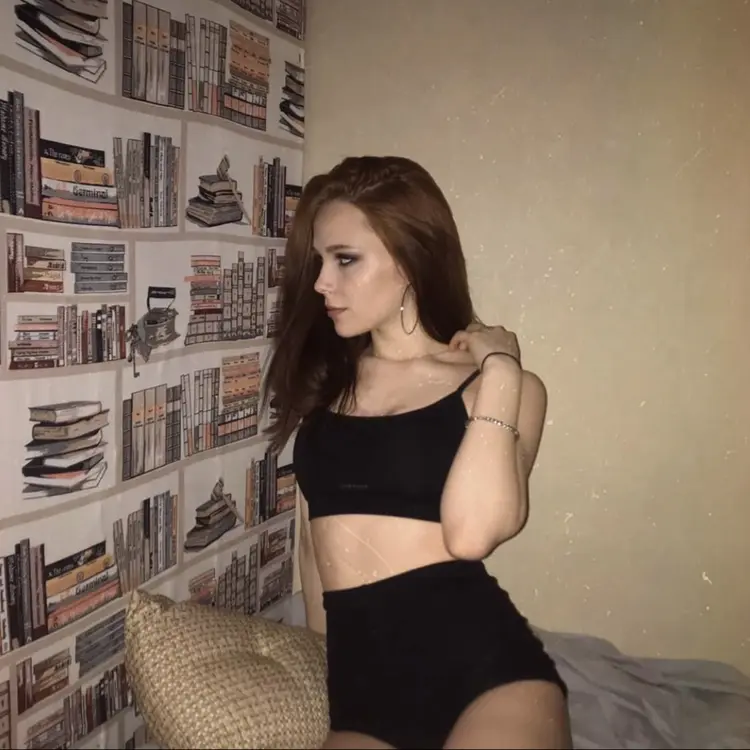 Анастасия из Мытищ, мне 21, познакомлюсь для виртуального секса