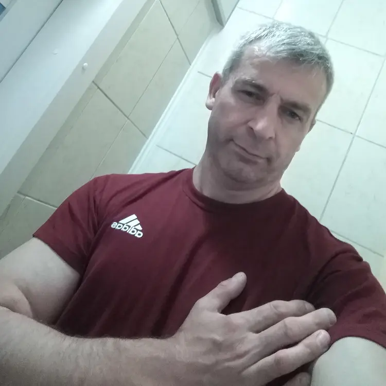 Я Дмитрий, 47, из Тамбова, ищу знакомство для регулярного секса