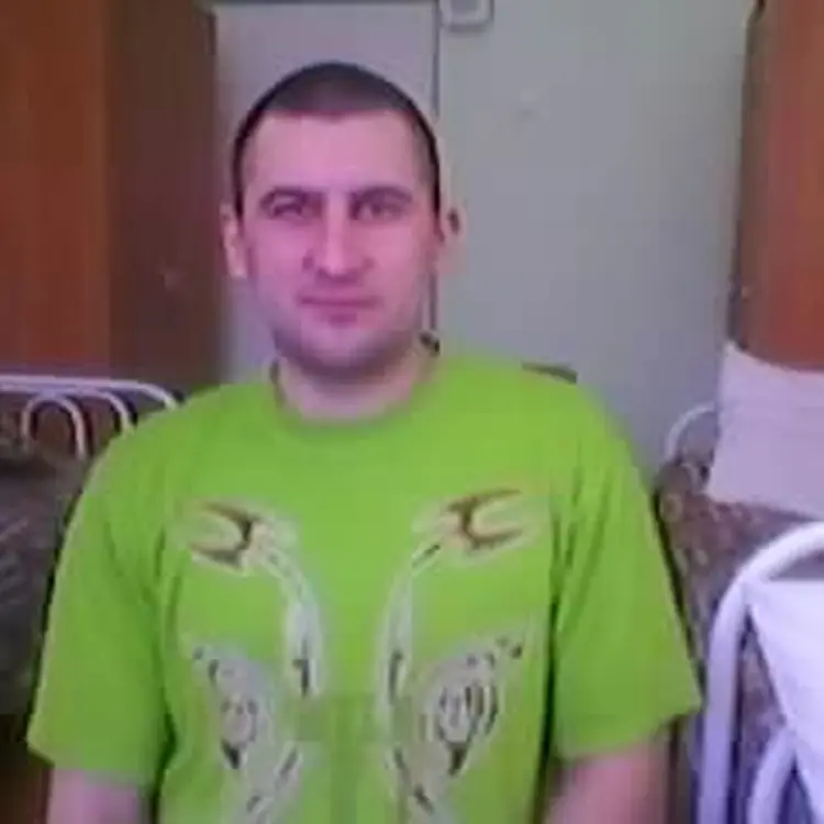 Я Владимир, 41, из Гукова, ищу знакомство для дружбы