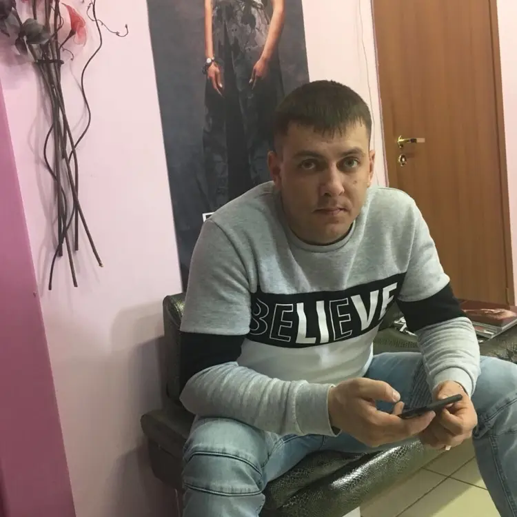 Кирилл из Санкт-Петербурга, мне 38, познакомлюсь для виртуального секса