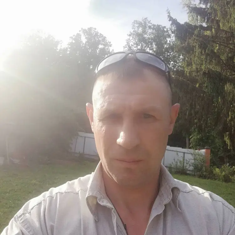 Сергей из Тулы, мне 38, познакомлюсь для регулярного секса