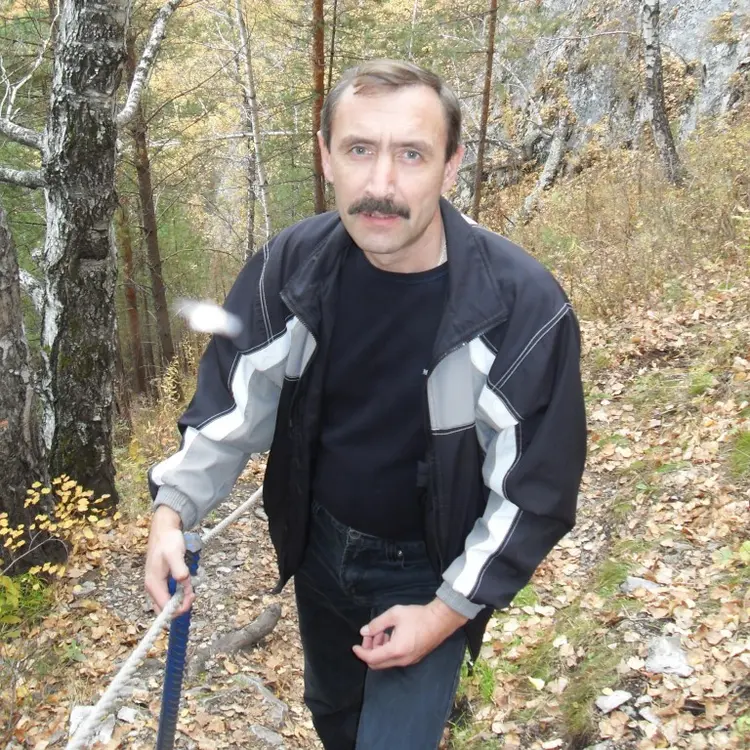 Я Вадим, 53, из Белова, ищу знакомство для регулярного секса