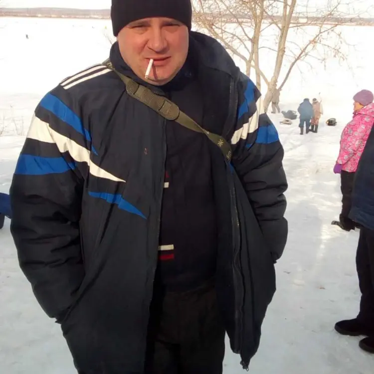 Alexm из Челябинска, мне 52, познакомлюсь для приятного времяпровождения