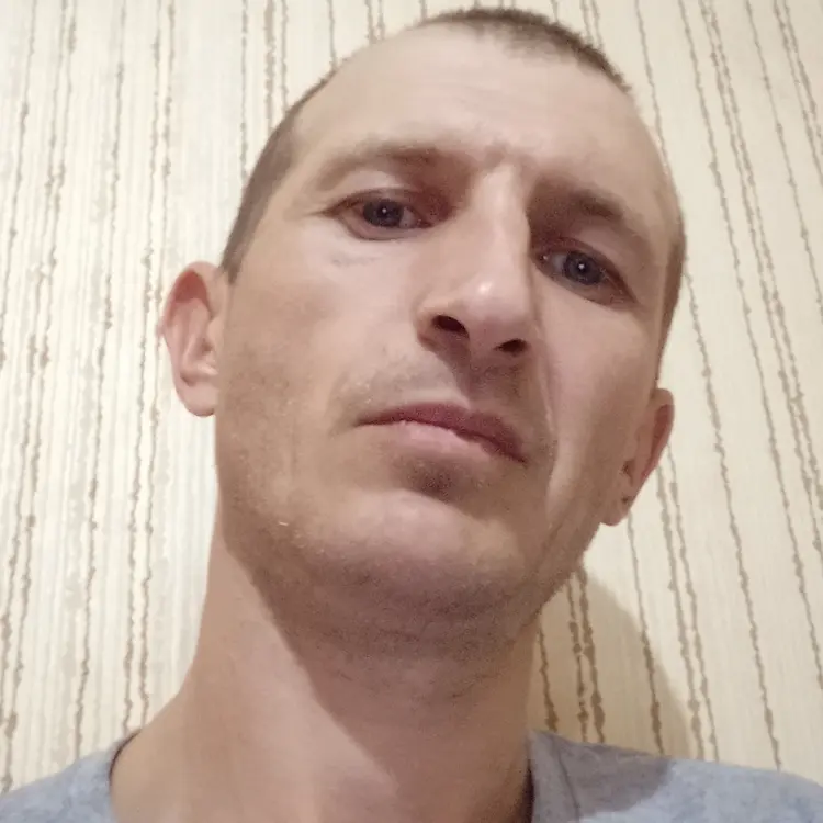 Я Алексей, 38, знакомлюсь для регулярного секса в Семей