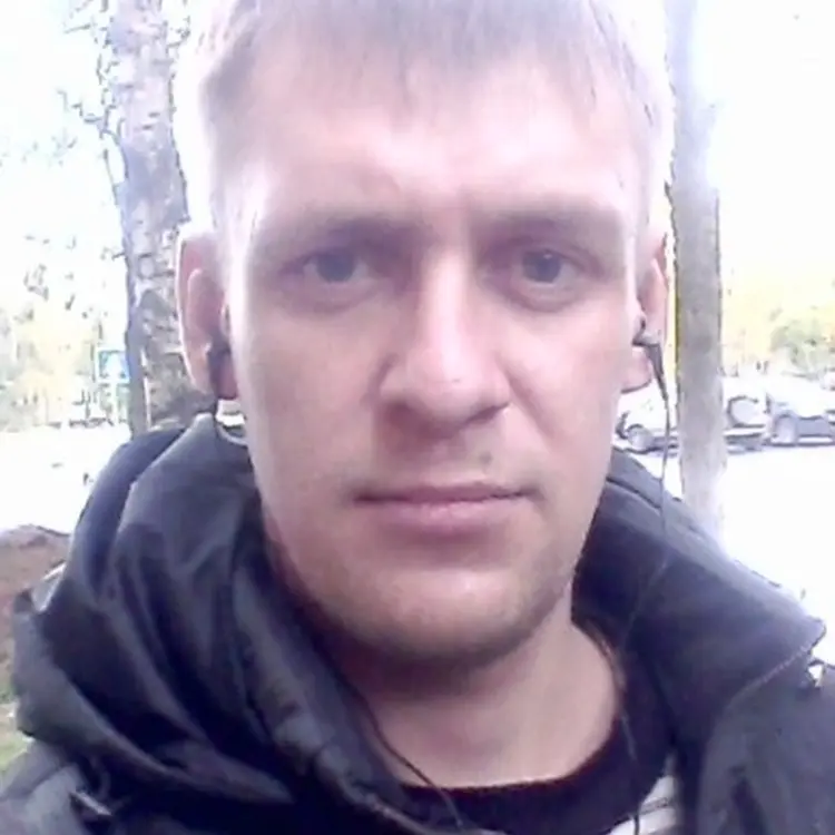 Вадим из Мирного, мне 43, познакомлюсь для регулярного секса