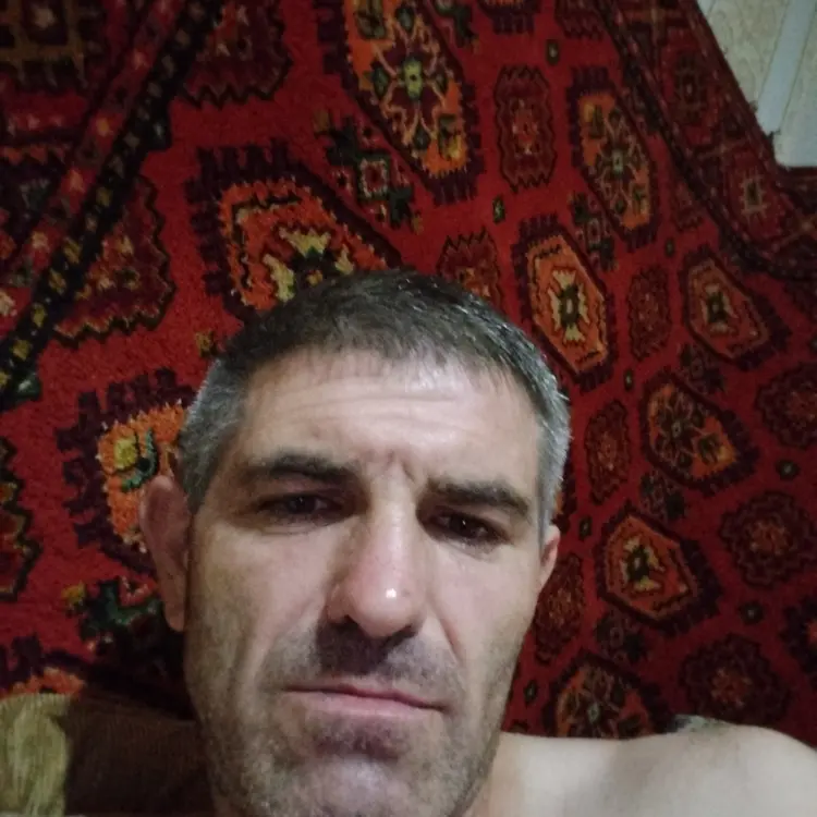 Сергей из Новопскова, мне 43, познакомлюсь для секса на одну ночь
