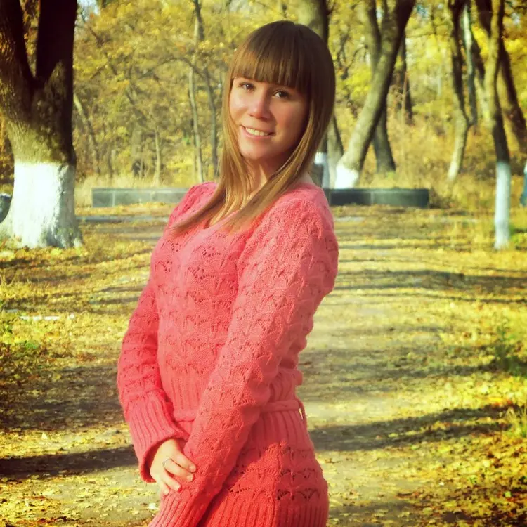 Юлия из Луганска, ищу на сайте регулярный секс