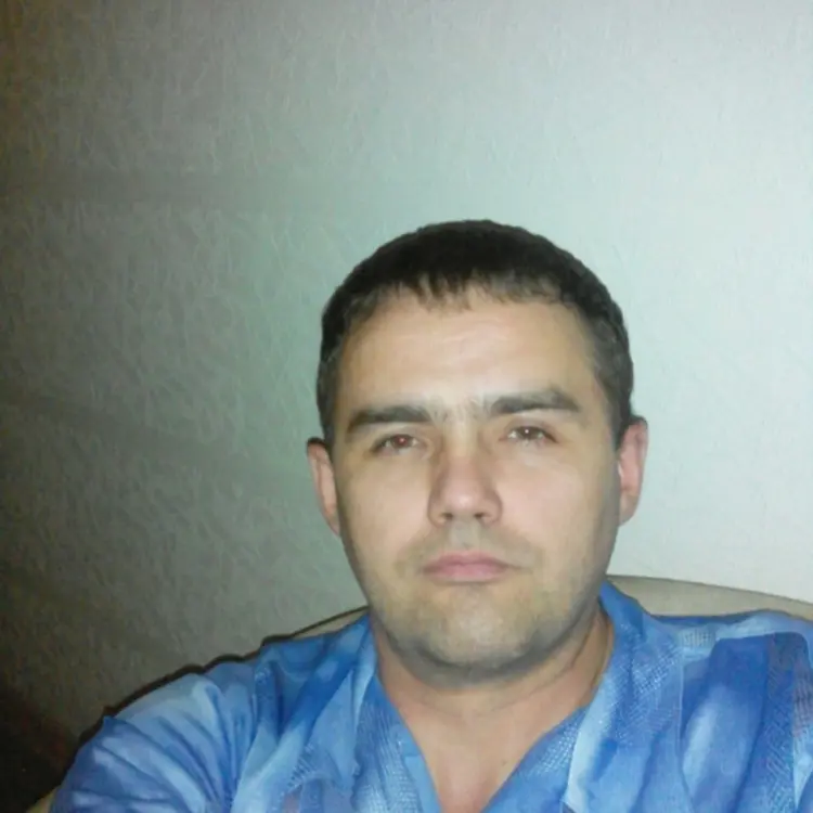 Я Игорь, 44, знакомлюсь для регулярного секса в Первоуральске