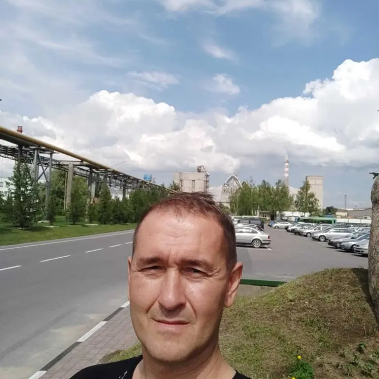 Я Марат, 40, из Костюковичей, ищу знакомство для общения