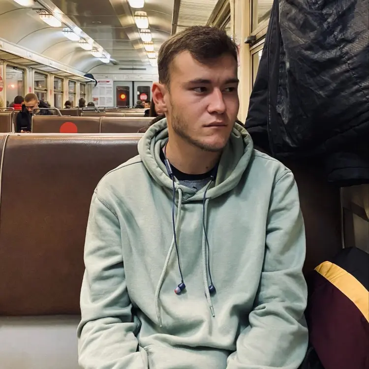 Я Даниил, 21, из Севастополя, ищу знакомство для регулярного секса
