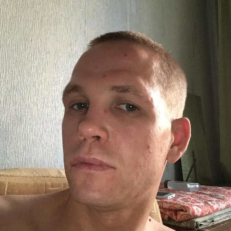 Алексей из Киева, мне 36, познакомлюсь для секса на одну ночь