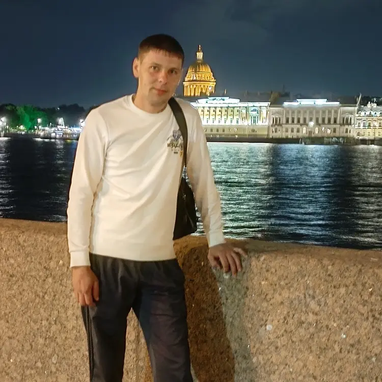 Вадим из Фрязина, мне 31, познакомлюсь для секса на одну ночь