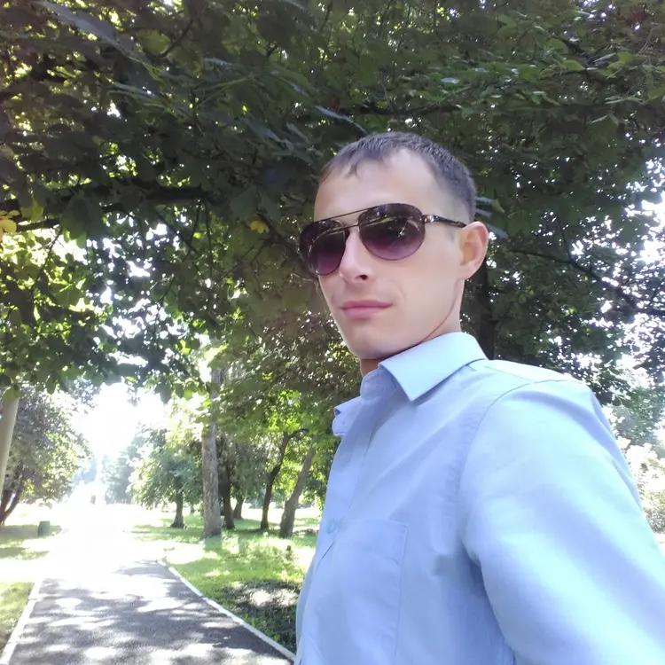 Я Костя, 25, из Киева, ищу знакомство