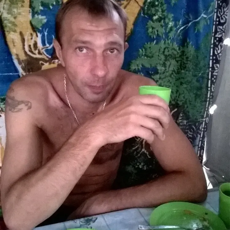 Я Сергей, 49, знакомлюсь для регулярного секса в Вольске