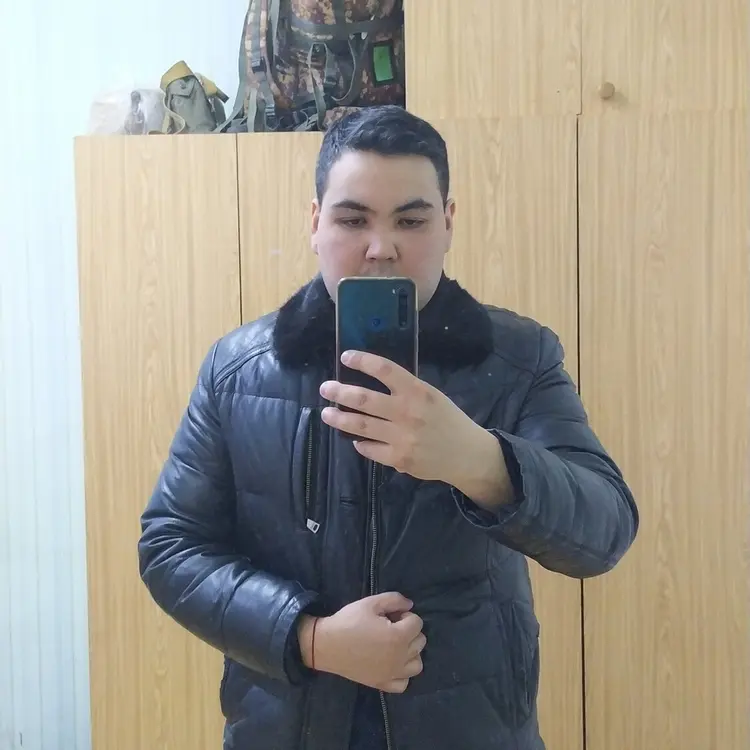 Я Равиль, 26, знакомлюсь для регулярного секса в Павлодаре