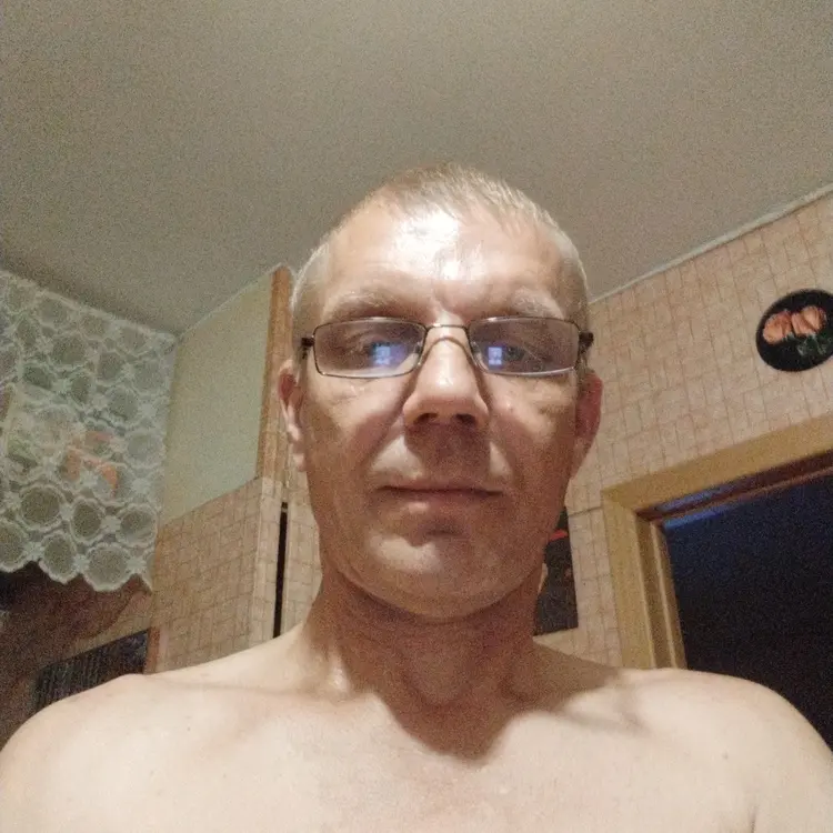 Я Дмитрий, 55, знакомлюсь для регулярного секса в Фурманове