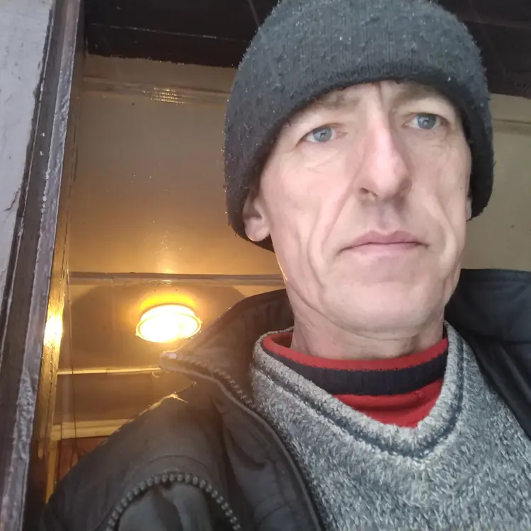 Я Владимир, 52, из Дятлово, ищу знакомство для регулярного секса