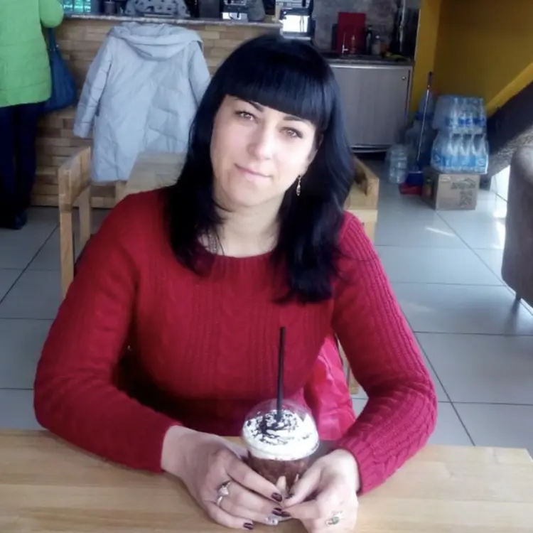 Я Юлия, 38, из Владивостока, ищу знакомство для общения