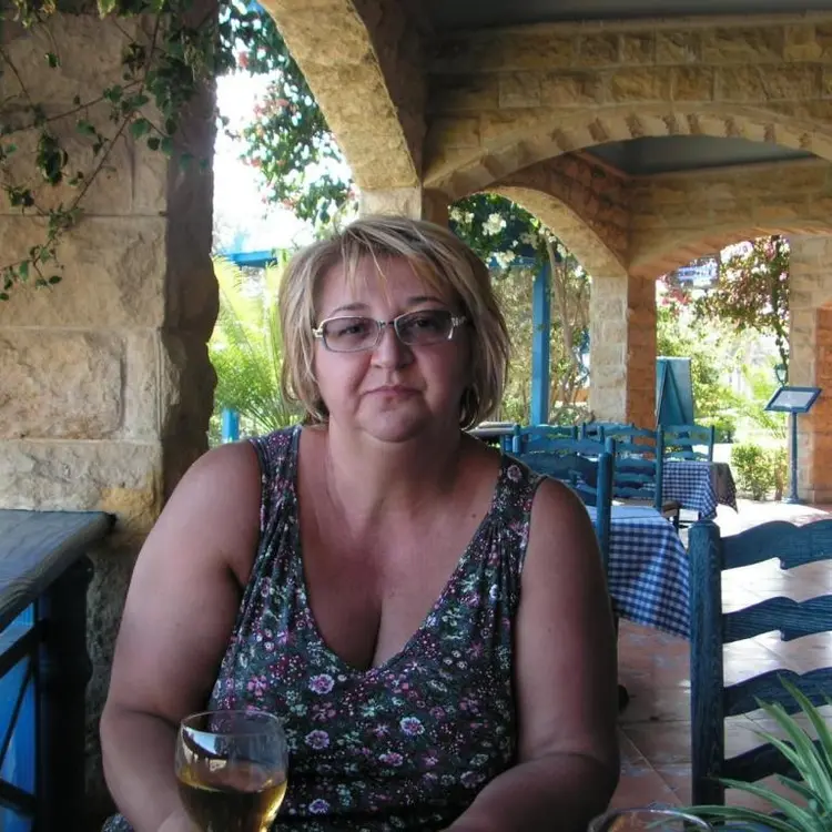 Мы Ольга, 62, из Воронежа, ищу знакомство для дружбы