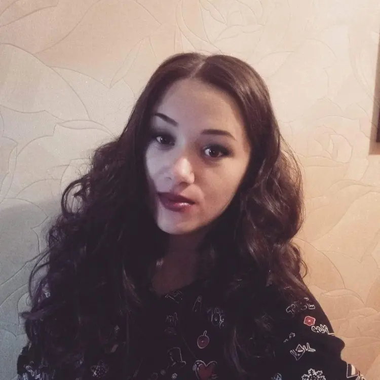 Я Карина, 27, знакомлюсь для дружбы в Москве
