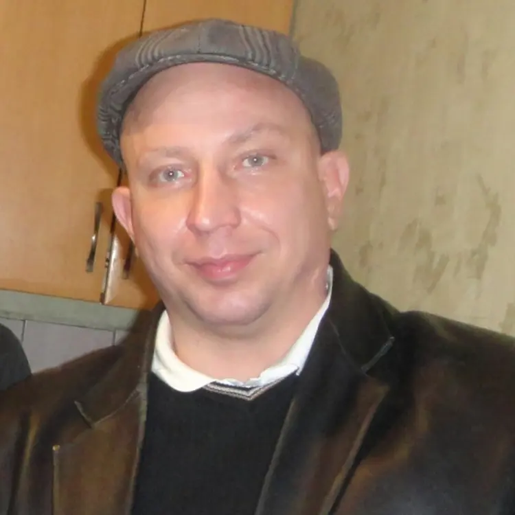 Я Сергей, 44, знакомлюсь для регулярного секса в Обнинске