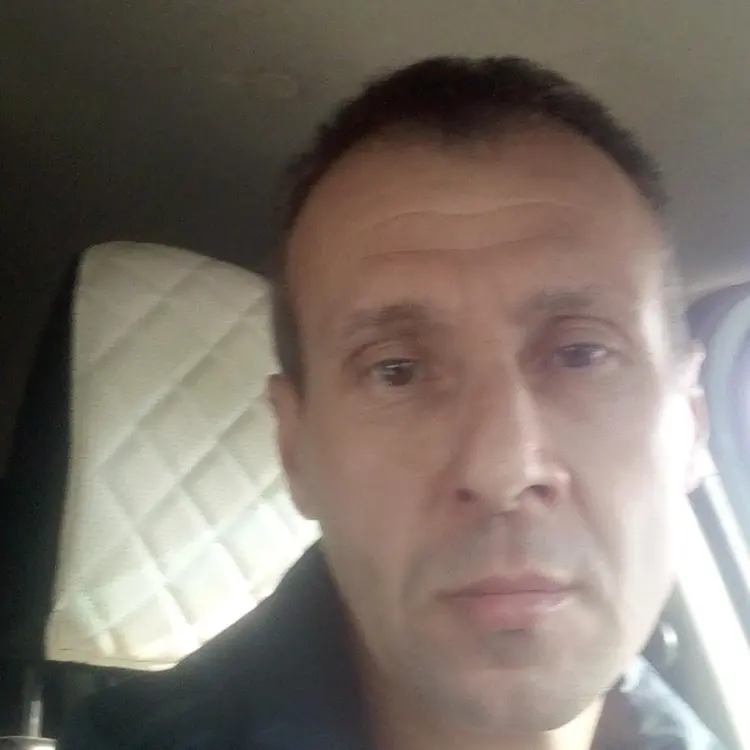 Я Сергей, 40, из Березников, ищу знакомство для постоянных отношений