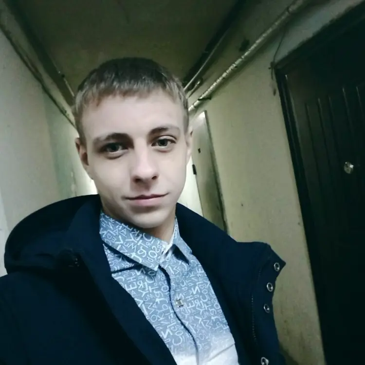 Сергей из Лучегорска, мне 21, познакомлюсь для постоянных отношений
