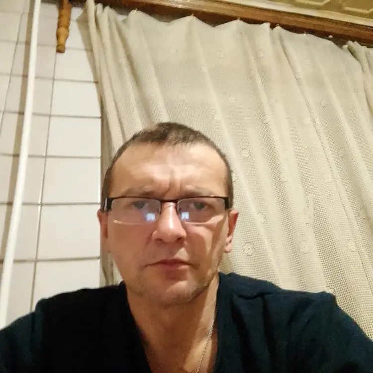 Я Евгений, 48, из Енакиева, ищу знакомство для секса на одну ночь