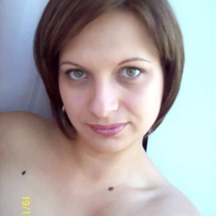 Я Ирина, 32, знакомлюсь для регулярного секса в Камышине