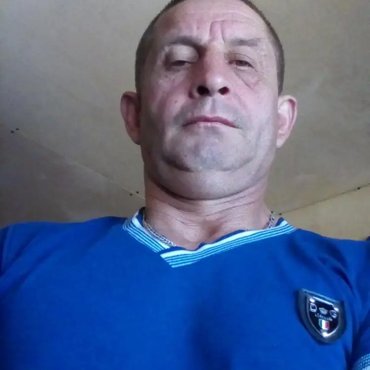 Я Юрий, 55, знакомлюсь для регулярного секса в Тучкове