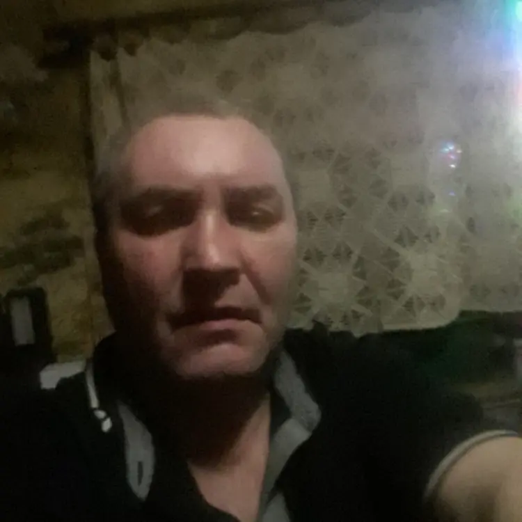 Я Антон, 56, из Амвросиевки, ищу знакомство для регулярного секса