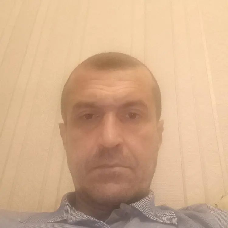 Я Дима, 39, знакомлюсь для регулярного секса в Красногорске