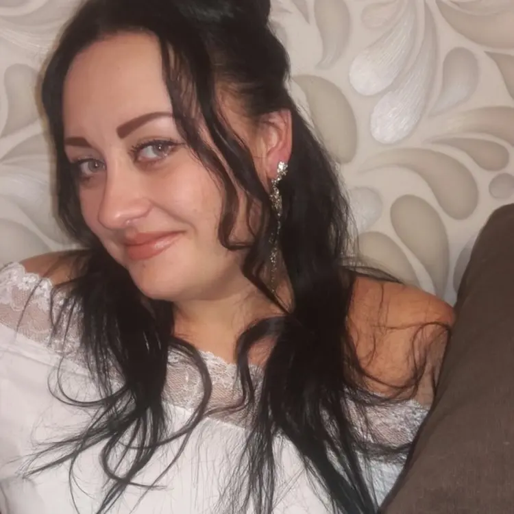 Анастасия из Николаева, мне 33, познакомлюсь для регулярного секса