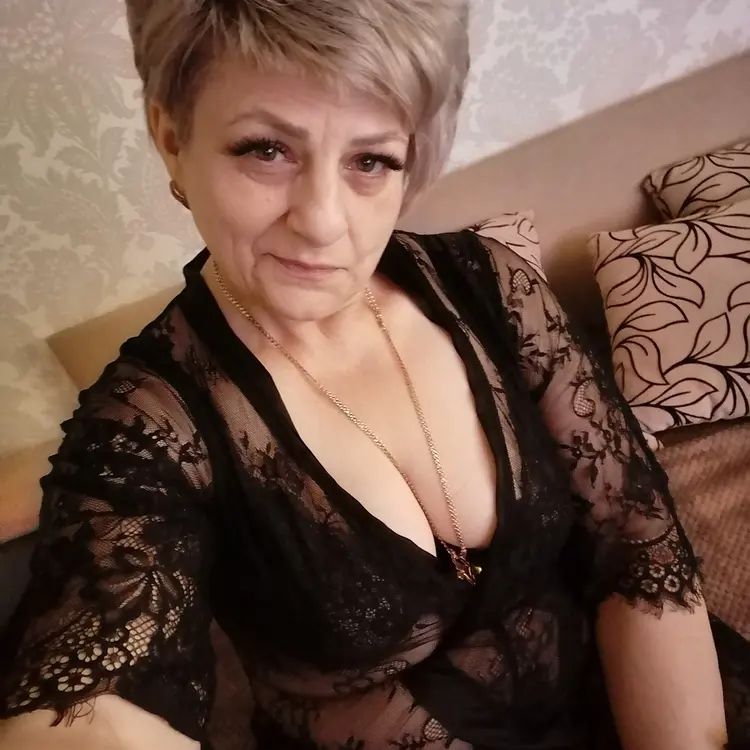 Я Натали, 46, знакомлюсь для регулярного секса в Ставрополе