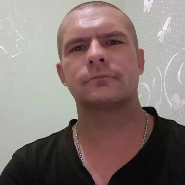 Я Сергей, 34, знакомлюсь для регулярного секса в Березниках